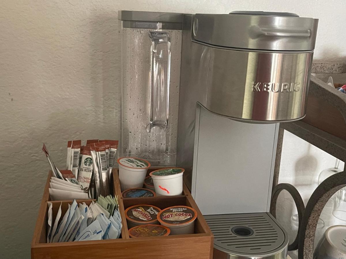 Ploy Homestay Monterey Park